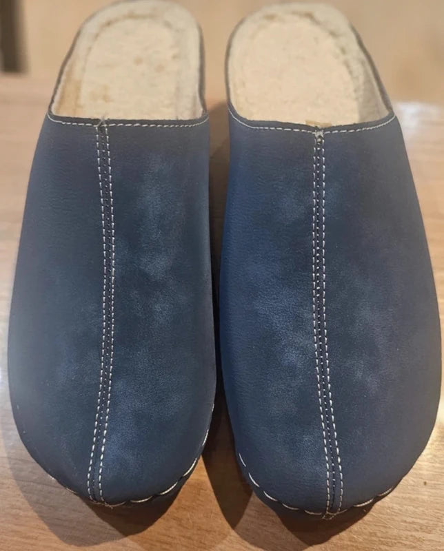 <p><strong>VÍCE NEŽ PANTOFLE – REVOLUCE PRO VAŠE NOHY</strong></p>